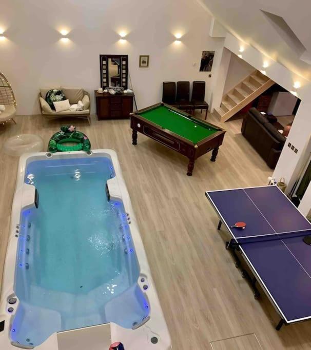 Island Seaview Villa With Swim Spa & Sauna Ротсей Экстерьер фото